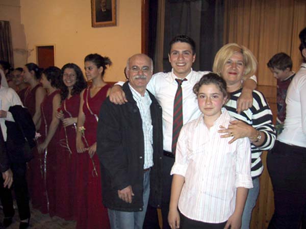 Hovikdemirjfamily